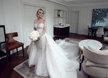 C2023-LS20T - Vestido de novia de manga larga con escote ilusión transparente y cola desmontable