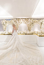 C2023-LS20T - Vestido de novia de manga larga con escote ilusión transparente y cola desmontable