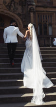 C2023-BB4H - strapless sweetheart beaded wedding dress
