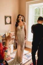 C2023-CS62 - vestido de novia de encaje bordado con manga corta