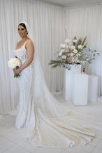 C2023-SN654 - sleeveless scoop neck beaded wedding gown with veil