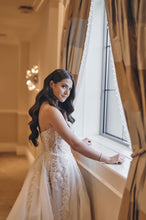 C2023-AS50C - Vestido de novia de corte A con corsé y cuentas, sin tirantes y escote corazón