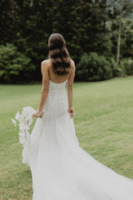 C2023-SS68L - strapless sweetheart beaded embroidery lace wedding gown with detachable long sleeves