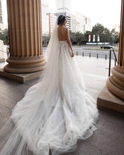 C2024-SV621 - Vestido de novia sin mangas con cintura imperio y escote en V profundo