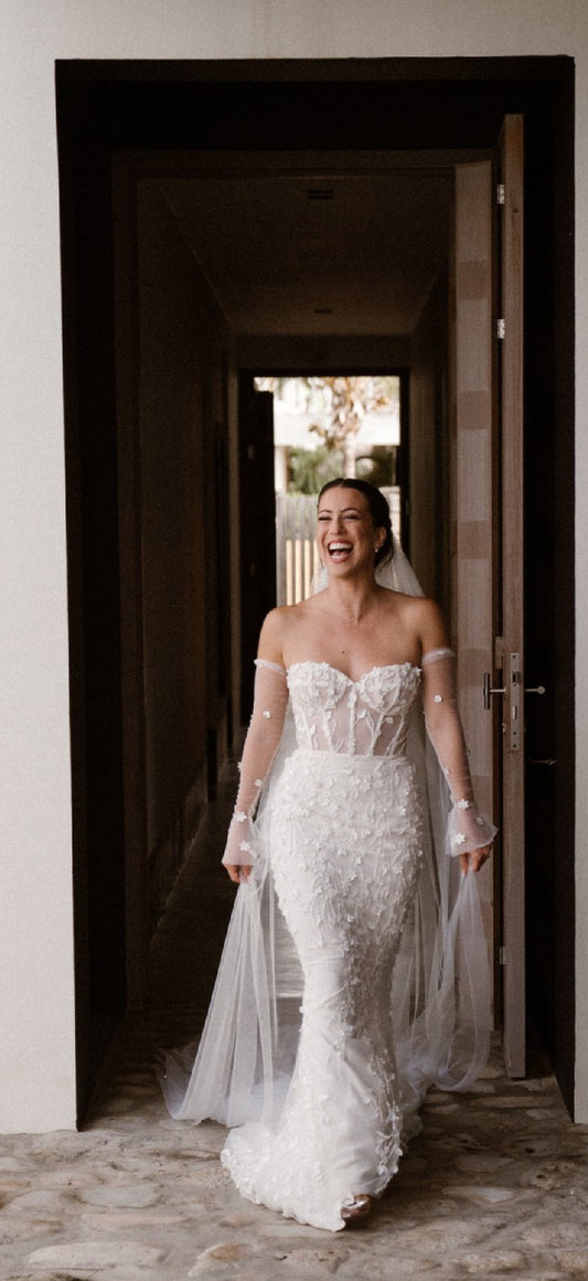 C2024-SC95 - strapless sweetheart wedding gown with corset bodice and sheer detachable sleeves