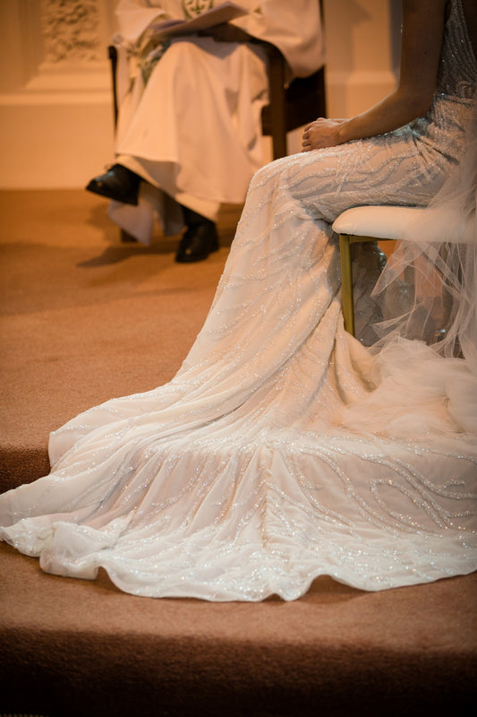 C2024-B993 - robe de mariée sans manches à encolure dégagée