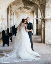 C2024-PS511 - Vestido de novia de talla grande sin tirantes con corte imperio y cola de falda desmontable