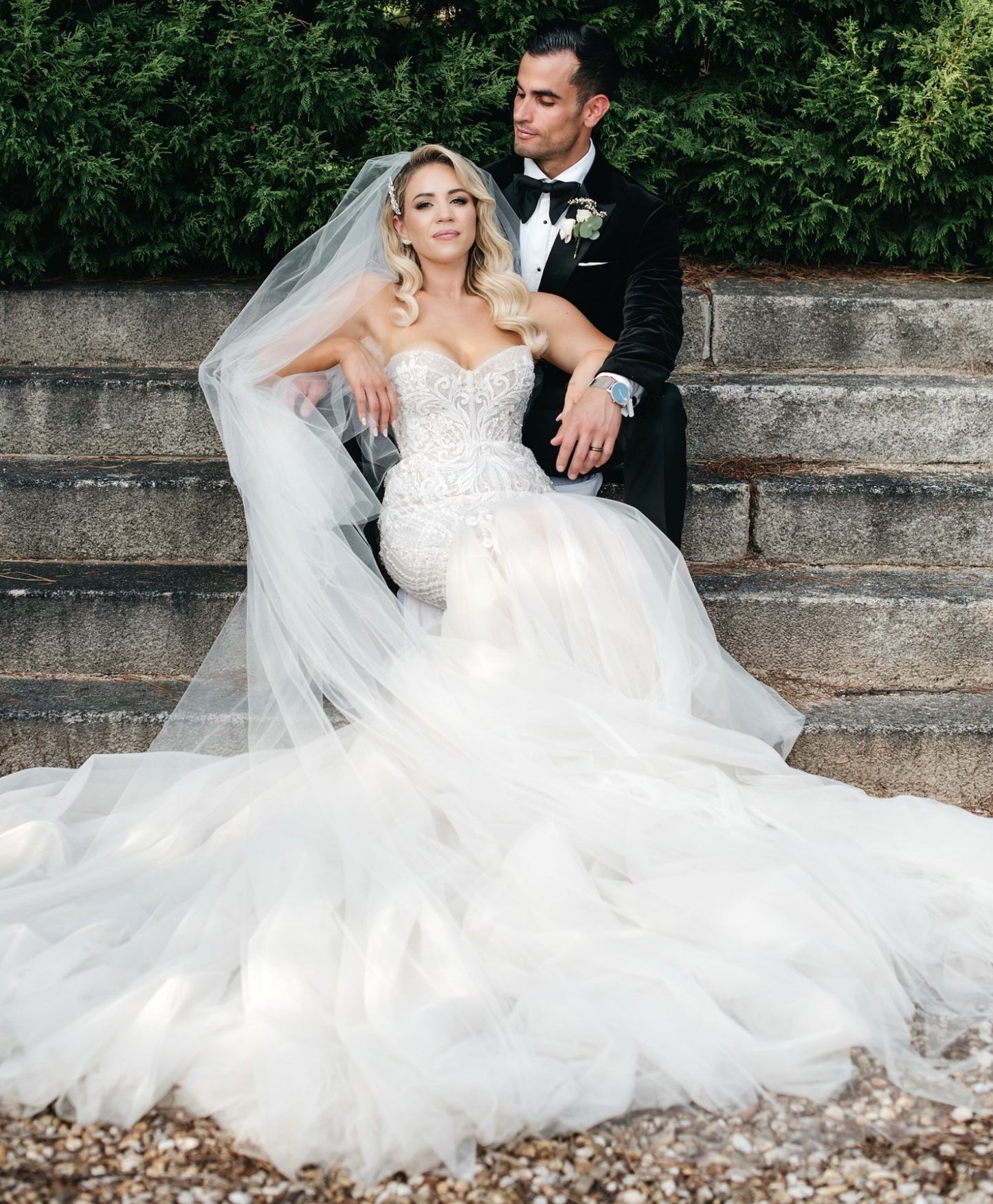 C2024-SSBP8 - mermaid strapless sweetheart wedding gown with beaded embroidery