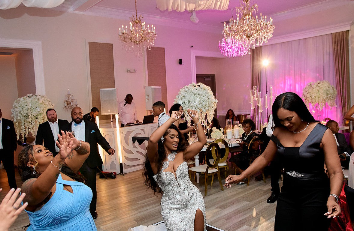 C2025-EA2720 - fit-to-flare crystal beaded sweetheart wedding dress