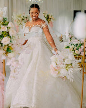 C2023-LSF91G - Vestido de novia de manga larga transparente con escote ilusión y pedrería