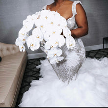 C2023-SC41F - vestido de novia ajustado y con vuelo con cuentas de cristal de Swarovski y escote redondo