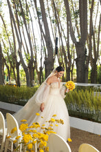 C2023-EW46B - vestido de novia con cintura imperio y manga obispo con hombros descubiertos