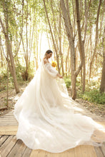 C2023-EW46B - vestido de novia con cintura imperio y manga obispo con hombros descubiertos