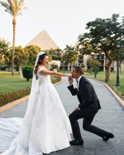 C2023-OS41H - robe de mariée formelle à épaules dénudées et perles