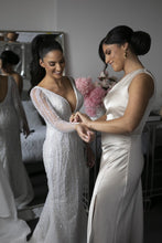 C2023-BVc - vestido de novia sexy de manga larga con cuello en V y pedrería