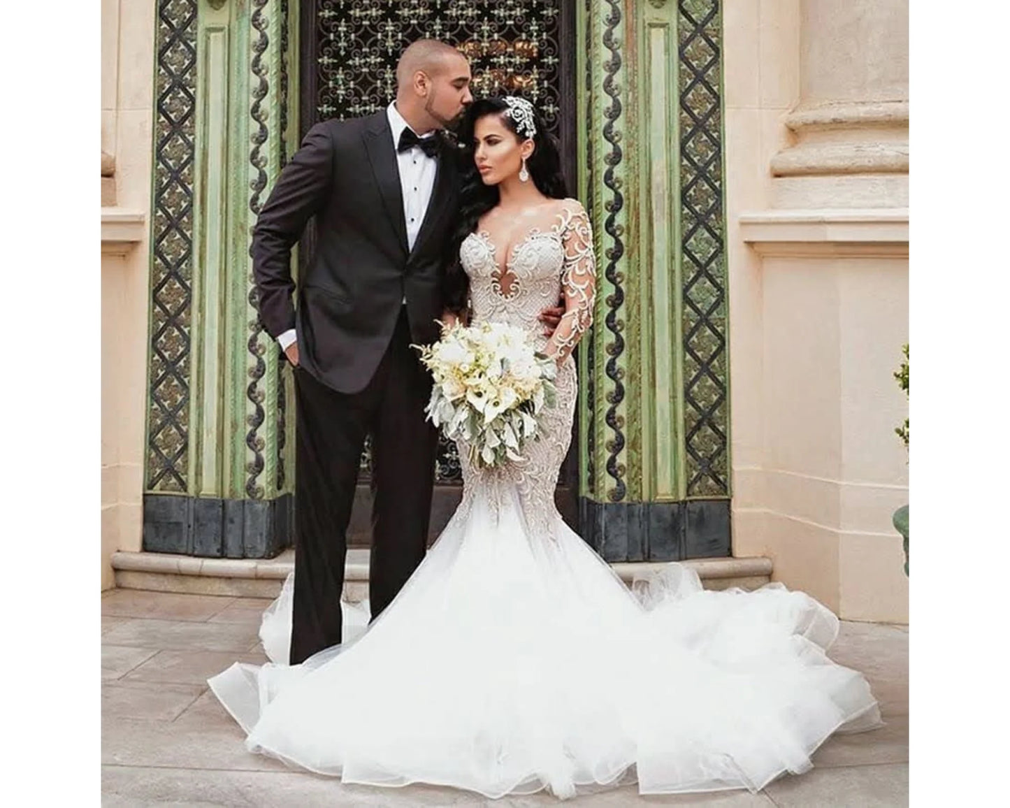 C2022-LS77 - Vestido de novia de alta costura de manga larga con pedrería