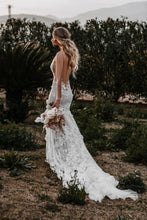 C2023-VF40 vestido de novia sexy sin mangas con cuello en V y motivo floral en 3D con cola catedral