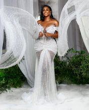 C2023-OS35P - robe de mariée perlée grande taille ajustée à épaules dénudées