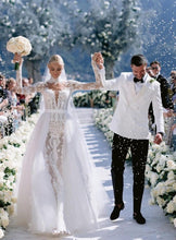 C2024-LS119 - Vestido de novia de encaje, manga larga, escote ilusión y cola desmontable