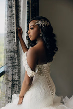 C2023-OSF87 - vestido de novia con hombros descubiertos, sin tirantes, ajustado a vuelo, con cordones en la espalda y cola con volantes en la parte inferior