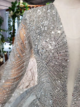 Estilo 0720-104 - Vestido de fiesta formal de manga larga con cuentas de cristal