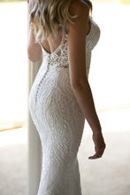 Robe de mariée brodée, dos nu, col en v, avec bretelles, C2022-be882