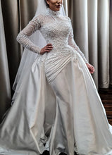 C2022-PLS887 Vestido de novia modesto de manga larga con cuentas de perlas y cola desmontable