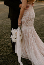 C2023-SSV411 sleeveless deep sexy v-neck beaded fit-and-flare lace wedding gown