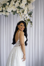 C2023-BG556 Vestido de novia sexy con cuentas 3D y cola desmontable