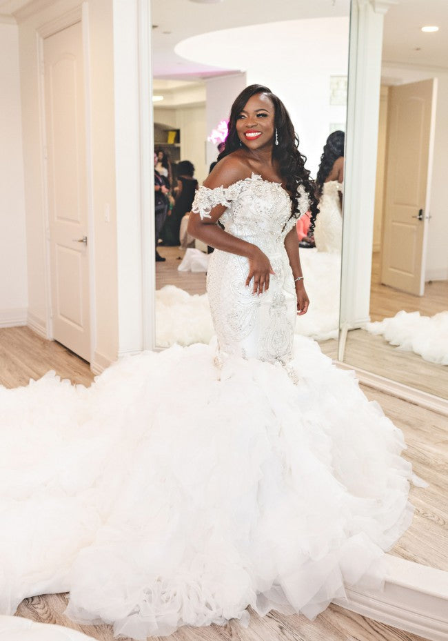 C2022-OW979 Off the shoulder fitted lace wedding gown – Darius Couture