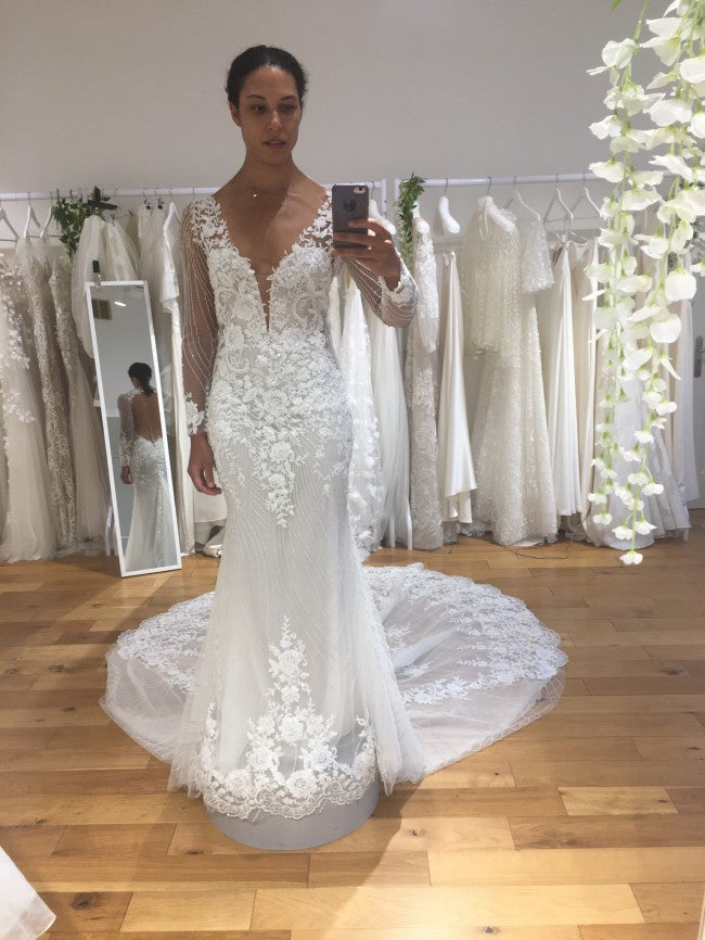 C2022-SLS 776 Vestido de novia transparente de encaje con cuello en V y manga larga