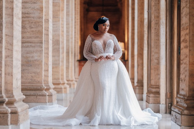 Robe de mariée couture à manches longues et perles, avec traîne amovible, C2022-EA17