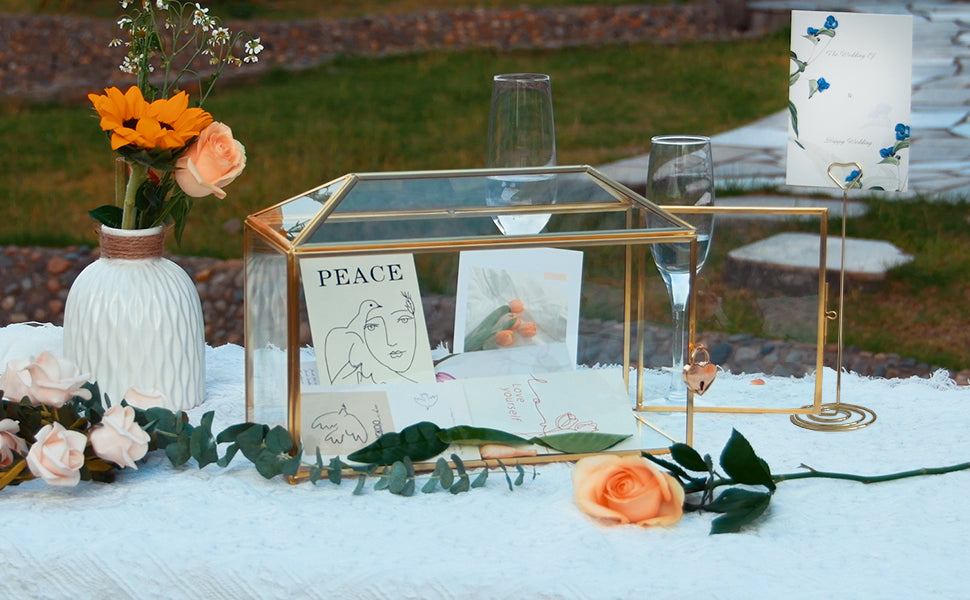 YIMORENCE V Caja para tarjetas de cristal de boda dorada – Portatarjetas de boda grande de 12,6 pulgadas Terrario de cristal dorado hecho a mano con ranura y candado de corazón