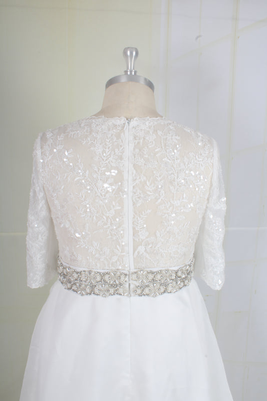C2022-Munro - short sleeve plus size v-neck wedding ball gown