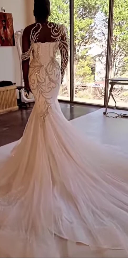 C2022-CR69 - Robe de mariée blanche avec perles de cristal et strass