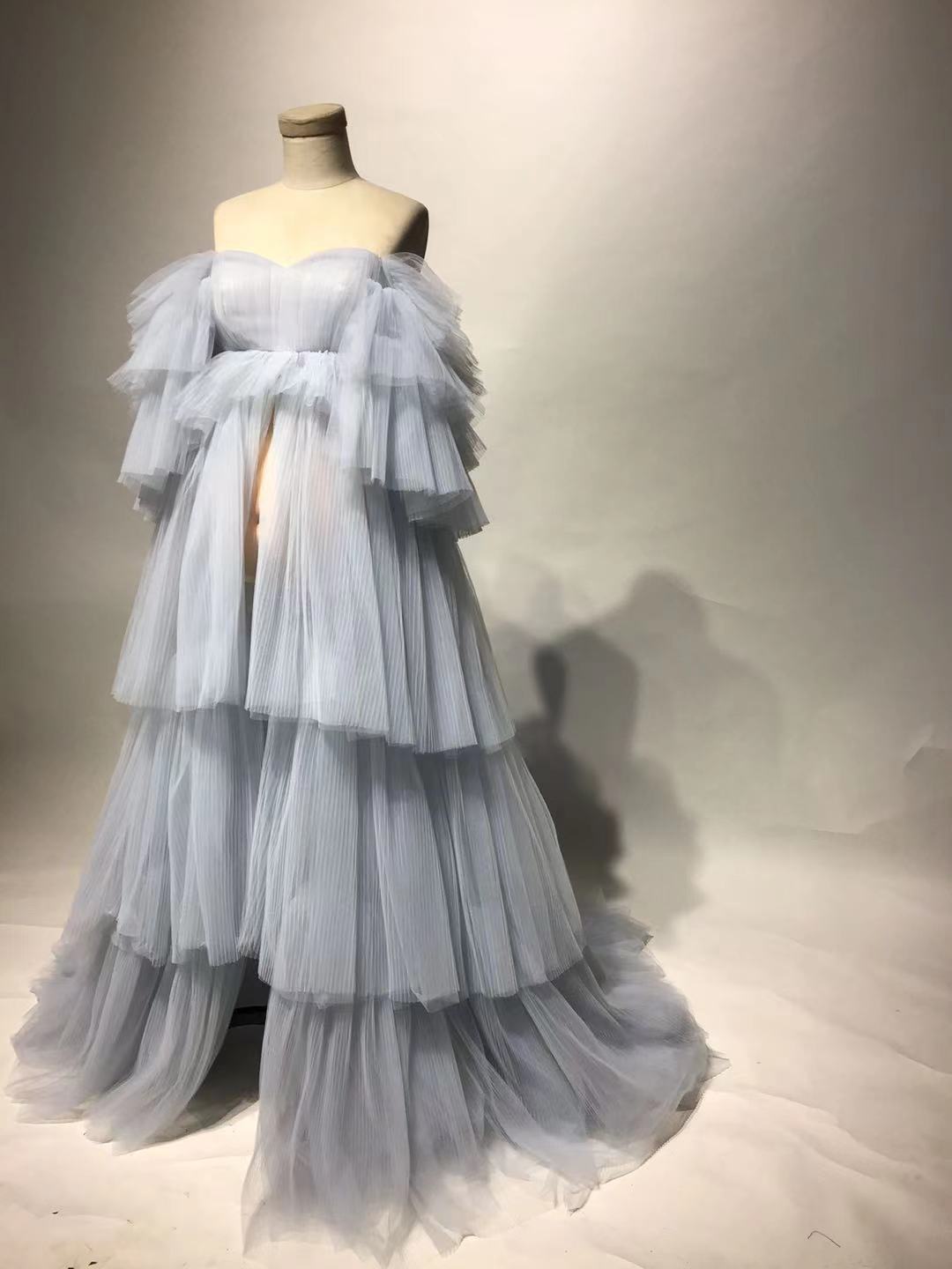 Plumeau de robe de soirée formelle à épaules dénudées