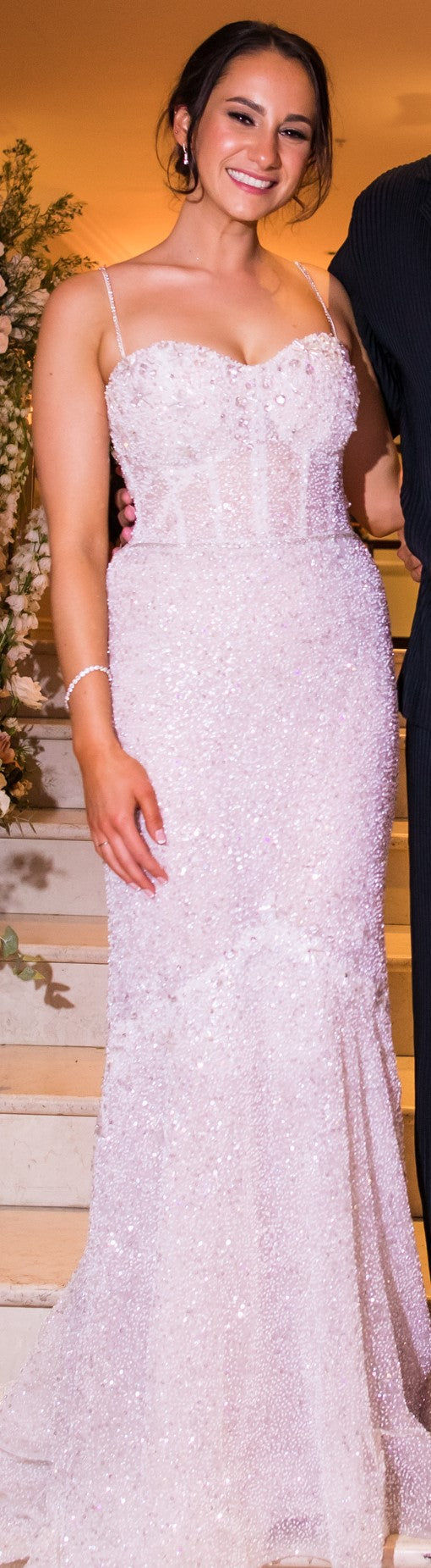 C2023-CS812 - robe de mariée style corset perlée avec bretelles spaghetti
