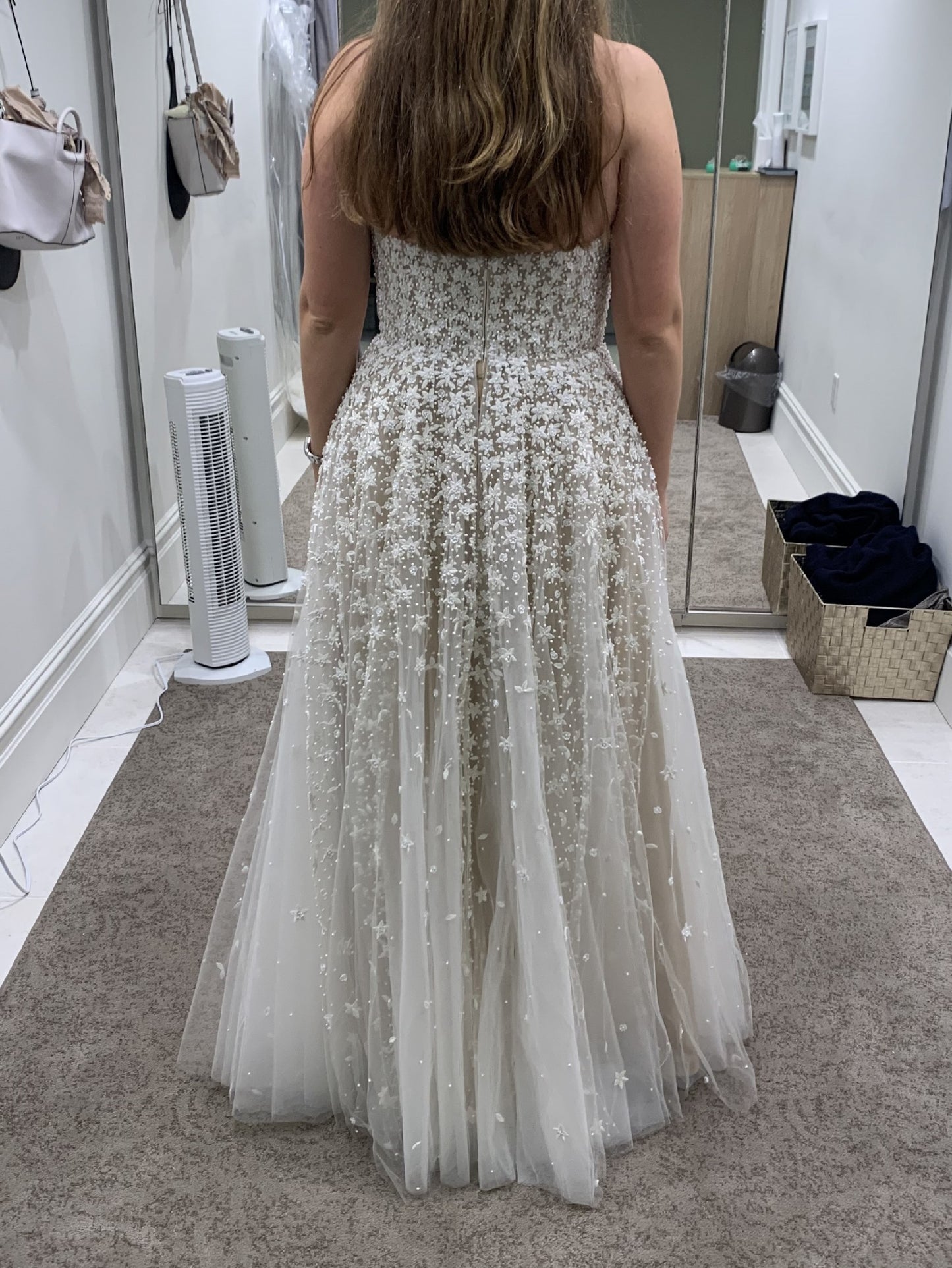 C2023-SA911 - strapless plus size a-line wedding gown