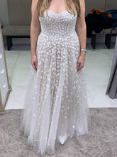 C2023-SA911 - strapless plus size a-line wedding gown