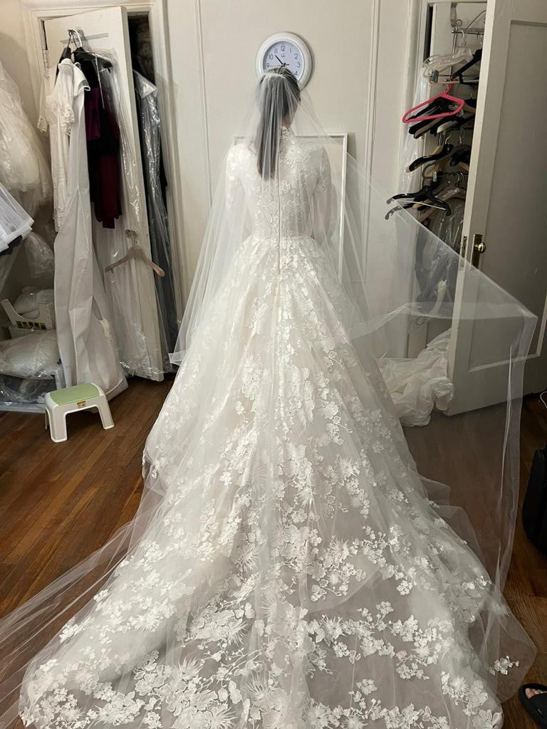 C2023-LS50M - Robe de mariée modeste à manches longues et col