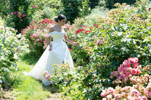 C2023-OS109h - Off the shoulder ball gown wedding dress