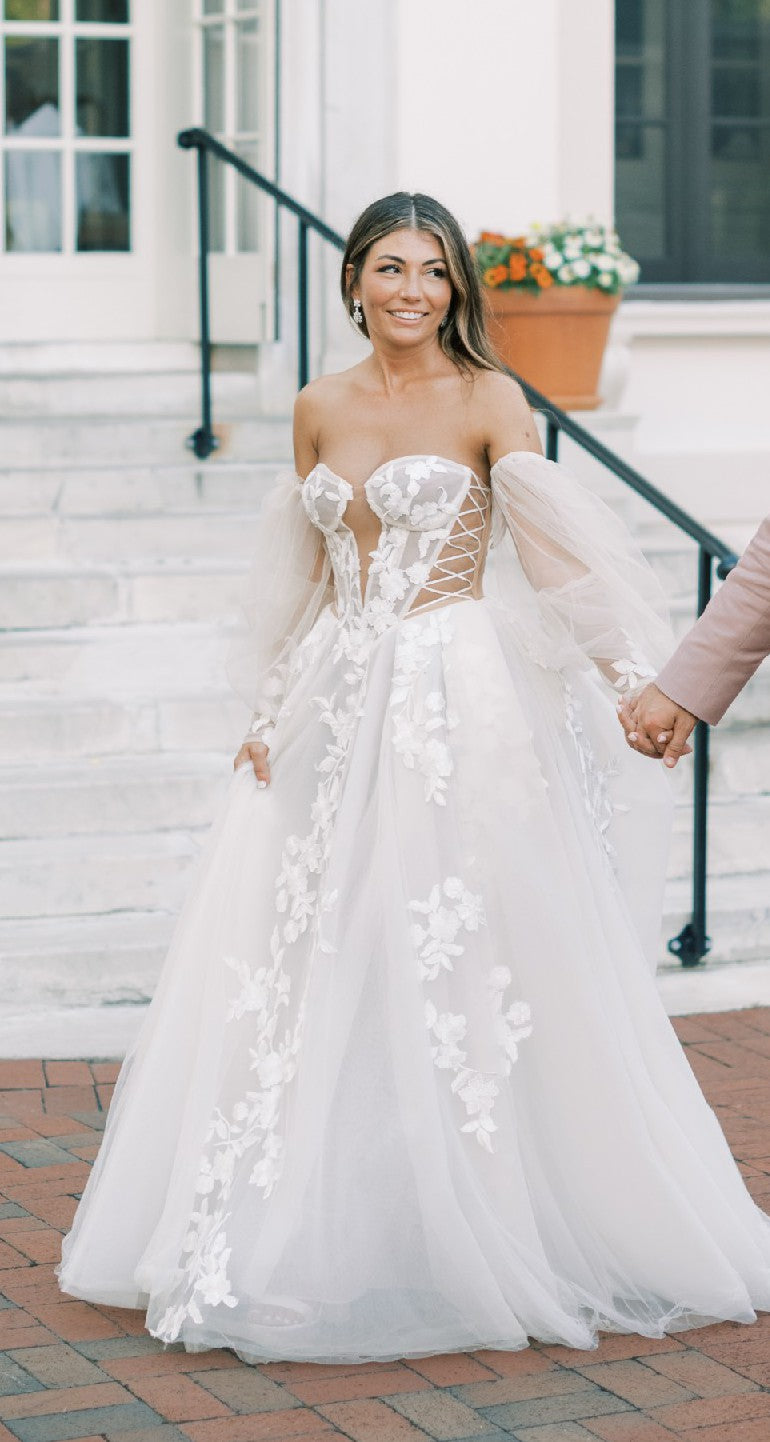 C2023-SBG63a - Robe de mariée trapèze sans bretelles avec manches amovibles