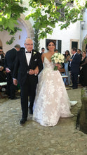 C2023-AL63T - Vestido de novia de corte A con tirantes finos y encaje estampado con bordado grande