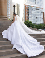 C2023-BG20R - vestido de novia formal sin mangas con espalda en V y cuentas