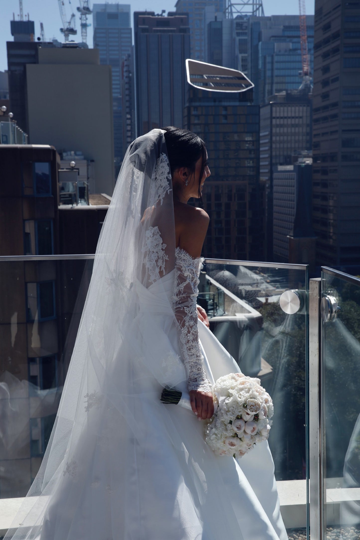 C2023-BG40L - strapless formal ball gown wedding dress with detachable lace sleeves