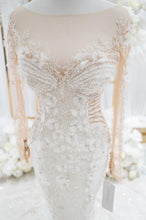 C2023-LS83P - Vestido de novia transparente de manga larga con pedrería y cola desmontable