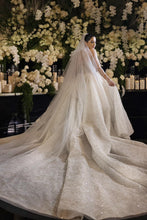 C2023-LS31A - Vestido de novia evasé de manga larga transparente con pedrería