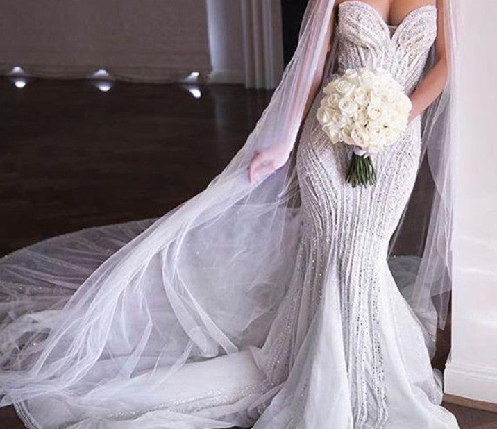 C2023-BB4H - vestido de novia sin tirantes con forma de corazón y pedrería