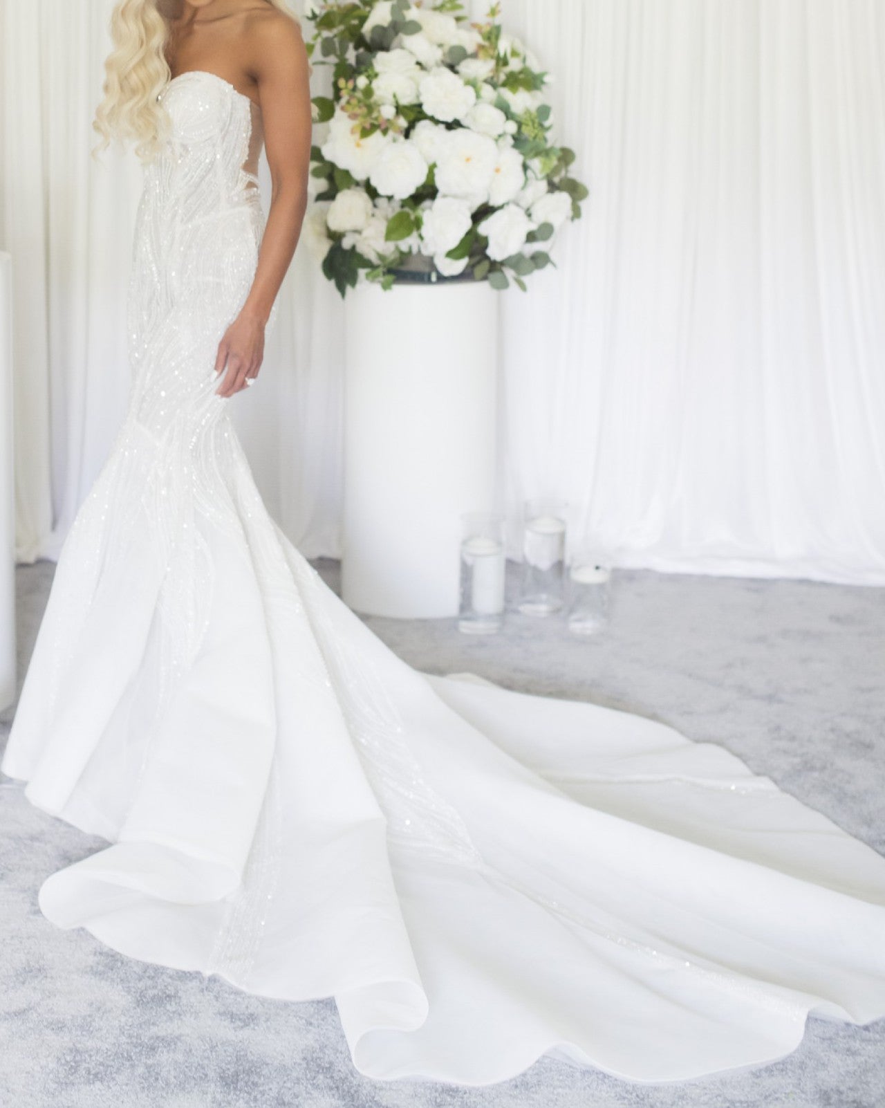 C2023-BB4H - vestido de novia sin tirantes con forma de corazón y pedrería