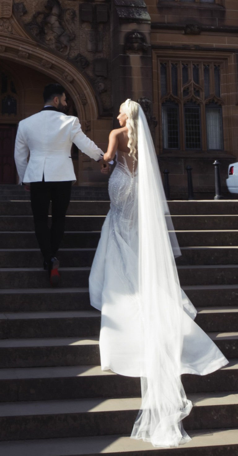 C2023-BB4H - vestido de novia sin tirantes con forma de corazón y pedrería